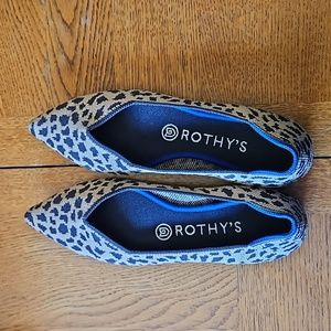 Rothy's Pointed Toe Cheetah Flats -Size 7